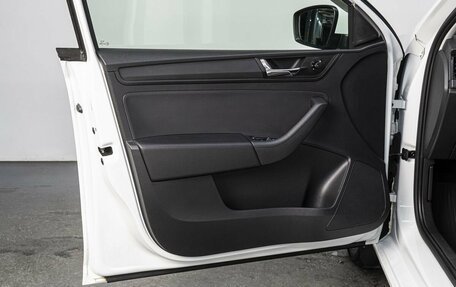 Skoda Rapid II, 2021 год, 1 690 000 рублей, 11 фотография