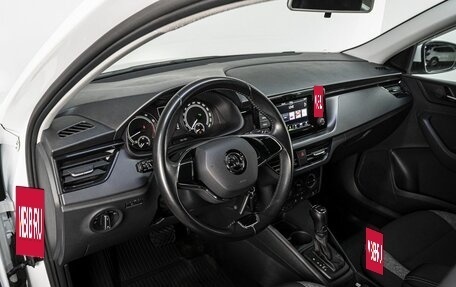 Skoda Rapid II, 2021 год, 1 690 000 рублей, 10 фотография