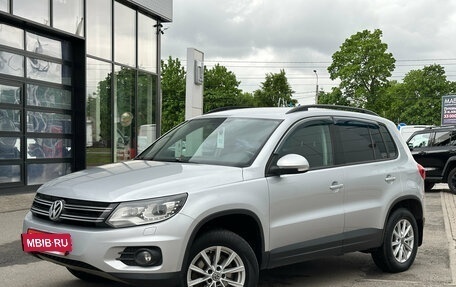 Volkswagen Tiguan I, 2012 год, 999 000 рублей, 3 фотография