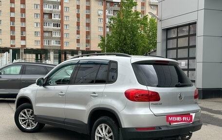 Volkswagen Tiguan I, 2012 год, 999 000 рублей, 4 фотография