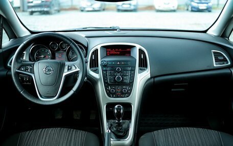 Opel Astra J, 2011 год, 759 000 рублей, 11 фотография