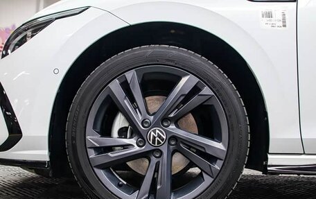 Volkswagen Golf VIII, 2023 год, 2 160 000 рублей, 20 фотография