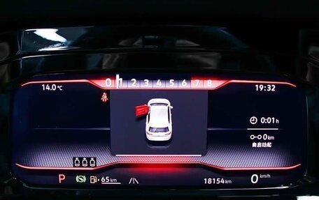 Volkswagen Golf VIII, 2023 год, 2 160 000 рублей, 12 фотография
