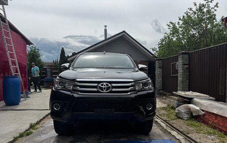 Toyota Hilux VIII, 2016 год, 2 650 000 рублей, 5 фотография