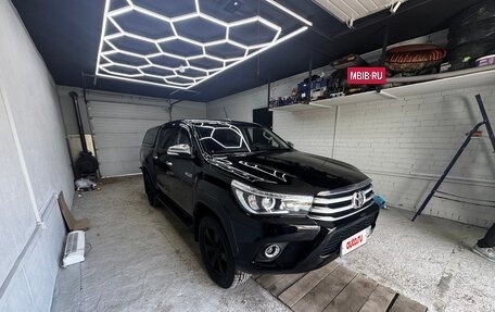Toyota Hilux VIII, 2016 год, 2 650 000 рублей, 3 фотография