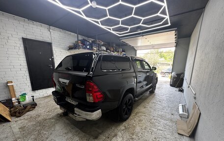Toyota Hilux VIII, 2016 год, 2 650 000 рублей, 22 фотография