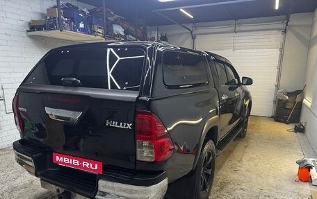 Toyota Hilux VIII, 2016 год, 2 650 000 рублей, 21 фотография