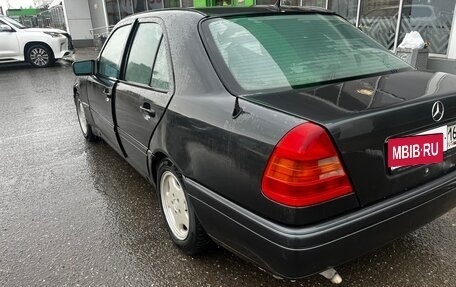 Mercedes-Benz C-Класс, 1995 год, 265 000 рублей, 3 фотография