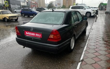 Mercedes-Benz C-Класс, 1995 год, 265 000 рублей, 2 фотография