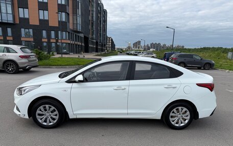 Hyundai Solaris II рестайлинг, 2017 год, 1 000 000 рублей, 3 фотография