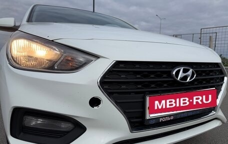 Hyundai Solaris II рестайлинг, 2017 год, 1 000 000 рублей, 8 фотография