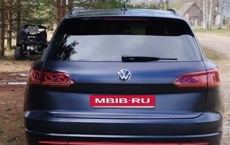 Volkswagen Touareg III, 2022 год, 9 100 000 рублей, 2 фотография