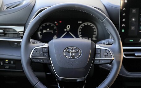 Toyota Highlander, 2026 год, 4 990 000 рублей, 11 фотография