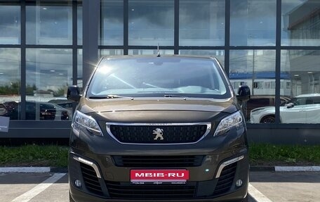 Peugeot Traveller I, 2019 год, 2 999 000 рублей, 2 фотография