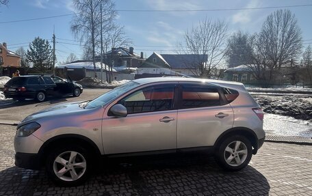 Nissan Qashqai, 2011 год, 790 000 рублей, 2 фотография