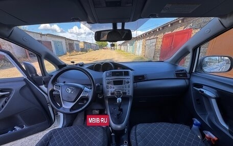 Toyota Verso I, 2010 год, 1 160 000 рублей, 7 фотография
