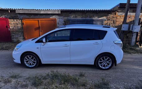 Toyota Verso I, 2010 год, 1 160 000 рублей, 12 фотография