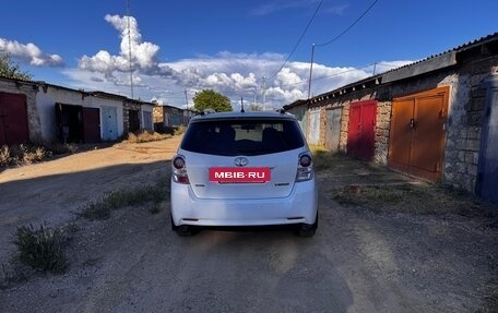 Toyota Verso I, 2010 год, 1 160 000 рублей, 13 фотография