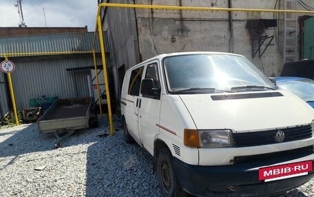 Volkswagen Transporter T4, 1996 год, 320 000 рублей, 2 фотография