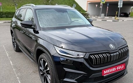 Skoda Kodiaq I, 2023 год, 2 350 000 рублей, 4 фотография