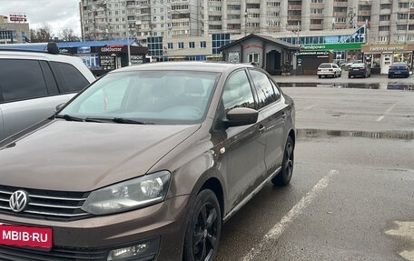 Volkswagen Polo VI (EU Market), 2015 год, 1 000 000 рублей, 1 фотография