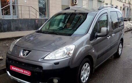 Peugeot Partner II рестайлинг 2, 2009 год, 777 000 рублей, 1 фотография