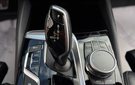 BMW 5 серия, 2019 год, 3 490 000 рублей, 12 фотография
