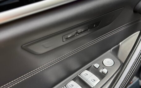 BMW 5 серия, 2019 год, 3 490 000 рублей, 16 фотография
