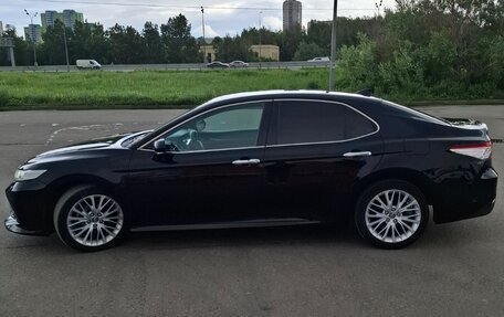 Toyota Camry, 2018 год, 2 750 000 рублей, 6 фотография