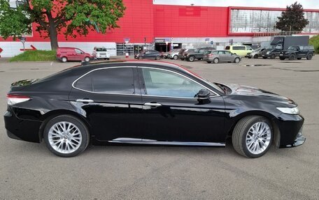 Toyota Camry, 2018 год, 2 750 000 рублей, 7 фотография