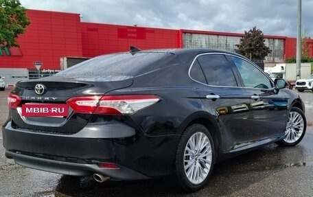 Toyota Camry, 2018 год, 2 750 000 рублей, 3 фотография