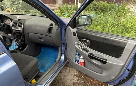 Hyundai Accent II, 2004 год, 410 000 рублей, 18 фотография