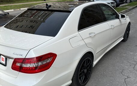 Mercedes-Benz E-Класс, 2012 год, 2 000 000 рублей, 2 фотография
