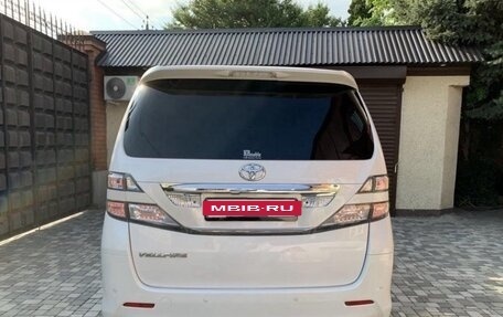 Toyota Vellfire I, 2011 год, 2 250 000 рублей, 3 фотография