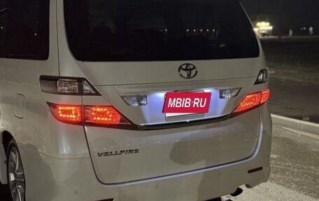 Toyota Vellfire I, 2011 год, 2 250 000 рублей, 7 фотография