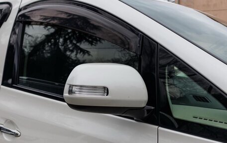 Toyota Vellfire I, 2011 год, 2 250 000 рублей, 15 фотография