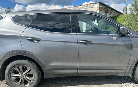 Hyundai Santa Fe III рестайлинг, 2013 год, 1 700 000 рублей, 2 фотография