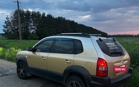 Hyundai Tucson III, 2005 год, 652 000 рублей, 3 фотография