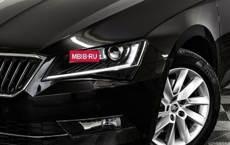 Skoda Superb III рестайлинг, 2017 год, 2 199 000 рублей, 3 фотография