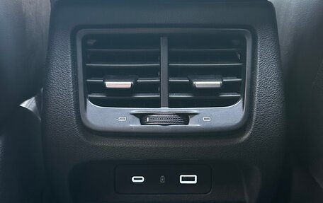 Geely Tugella FY11, 2023 год, 2 790 000 рублей, 15 фотография
