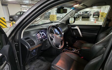 Toyota Land Cruiser Prado 150 рестайлинг 2, 2021 год, 6 400 000 рублей, 5 фотография
