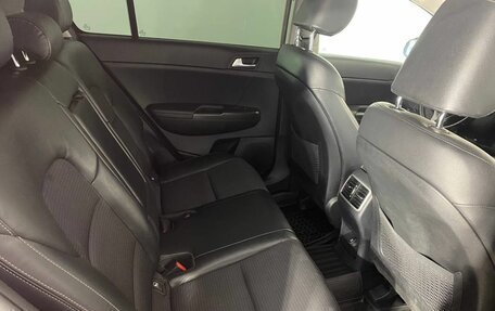 KIA Sportage IV рестайлинг, 2018 год, 1 929 000 рублей, 19 фотография