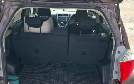 Toyota Ractis II, 2011 год, 930 000 рублей, 5 фотография