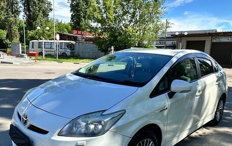 Toyota Prius, 2010 год, 1 100 000 рублей, 8 фотография