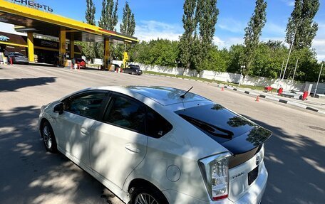 Toyota Prius, 2010 год, 1 100 000 рублей, 9 фотография