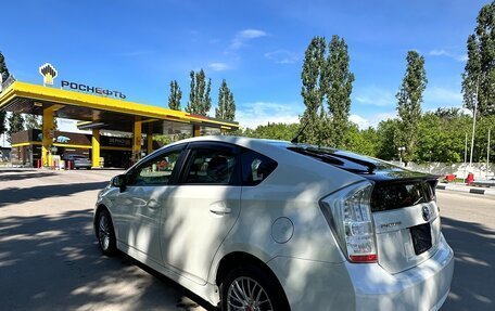 Toyota Prius, 2010 год, 1 100 000 рублей, 10 фотография