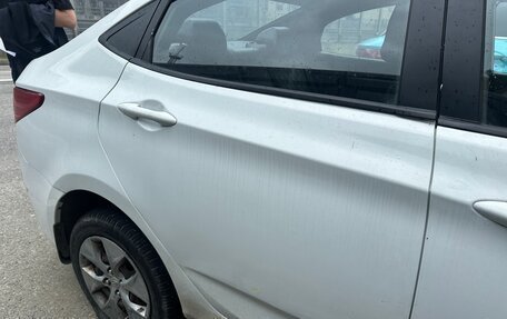 Hyundai Solaris II рестайлинг, 2014 год, 500 000 рублей, 6 фотография