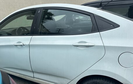 Hyundai Solaris II рестайлинг, 2014 год, 500 000 рублей, 18 фотография