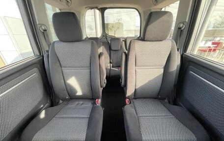 Honda Stepwgn IV, 2017 год, 1 454 000 рублей, 8 фотография