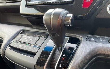 Honda Stepwgn IV, 2017 год, 1 454 000 рублей, 20 фотография